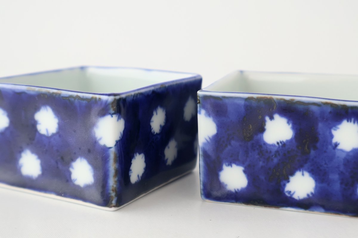 Small Square Bowl Blue and White Dot | Kobachi Hasami Ware