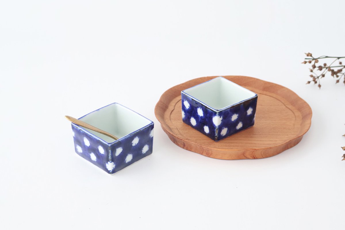 Small Square Bowl Blue and White Dot | Kobachi Hasami Ware