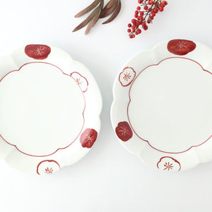 Koyo Kiln Flower-shaped Plate Red and White Plum | Arita Ware