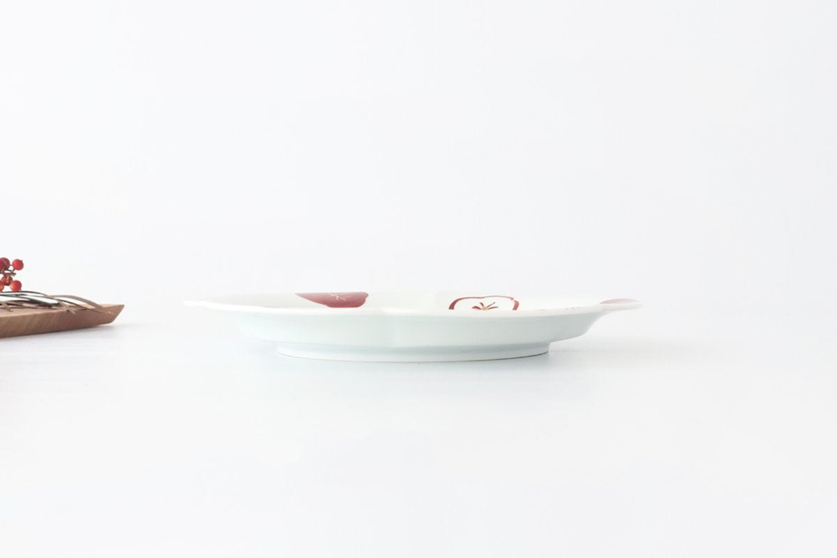 Koyo Kiln Flower-shaped Plate Red and White Plum | Arita Ware