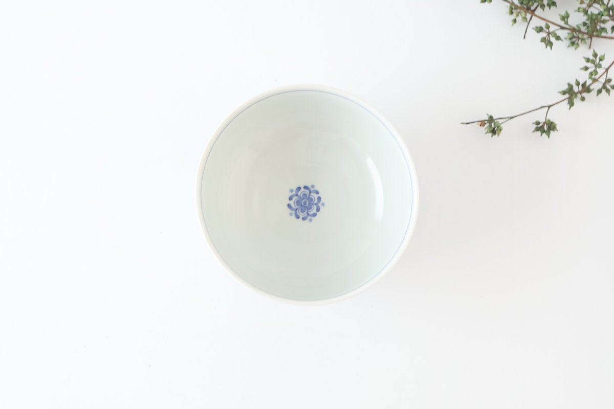 Round Bowl Blue Flower｜Kobachi Hasami Ware