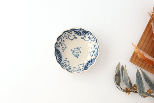 Small Chrysanthemum-shaped Bowl Blue Flower Annan | Mino Ware
