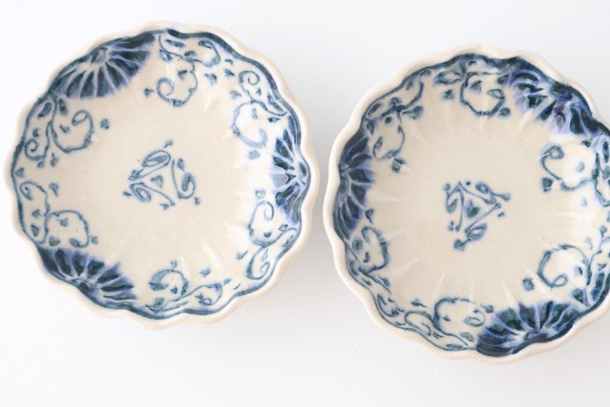 Small Chrysanthemum-shaped Bowl Blue Flower Annan | Mino Ware