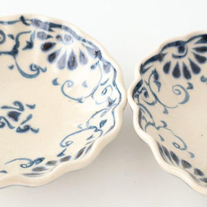 Small Chrysanthemum-shaped Bowl Blue Flower Annan | Mino Ware