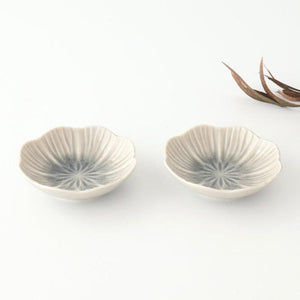 Flower-shaped and Cracked Small Plate Gray | Mino Ware