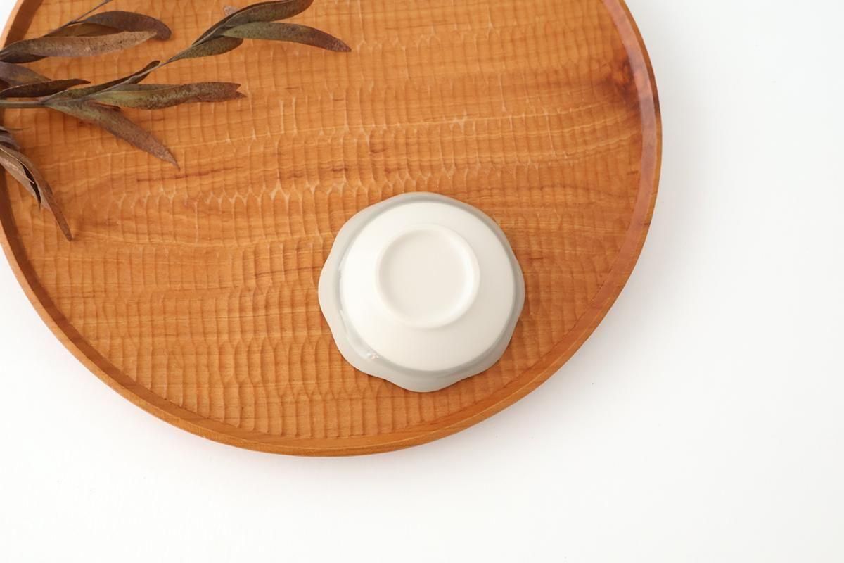 Flower-shaped and Cracked Small Plate Gray | Mino Ware