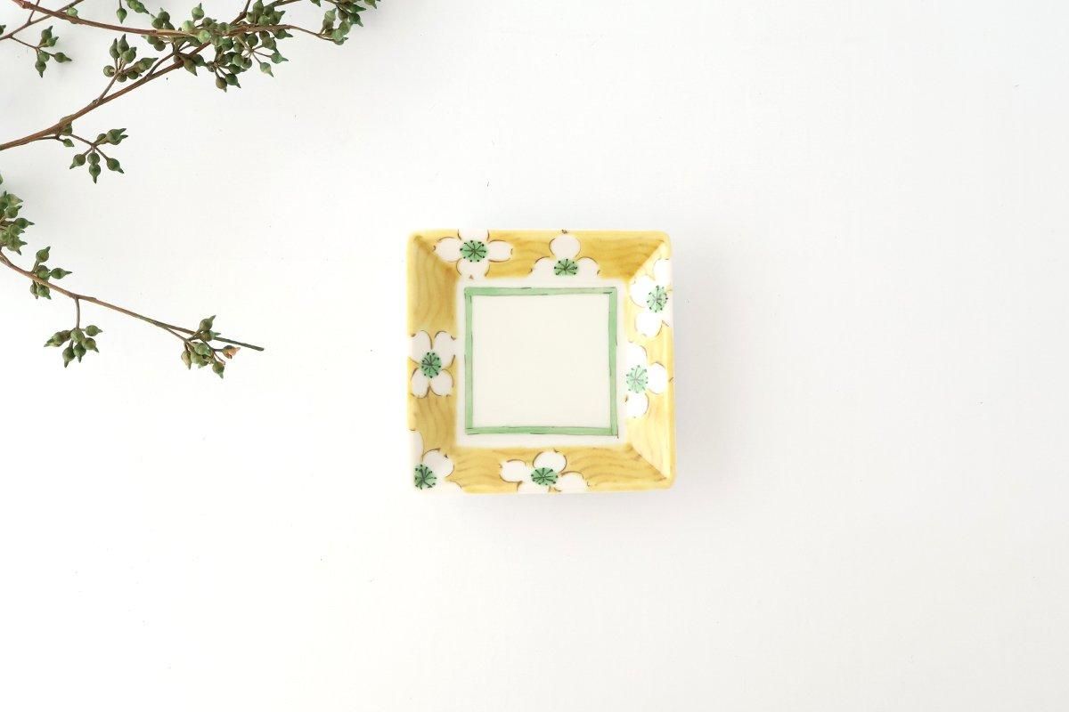 Kutani Bitoen Square Plate White Floral Pattern 9cm/3.5in | Kutani Ware