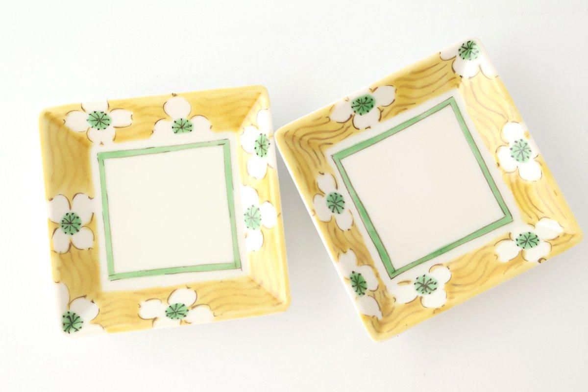 Kutani Bitoen Square Plate White Floral Pattern 9cm/3.5in | Kutani Ware