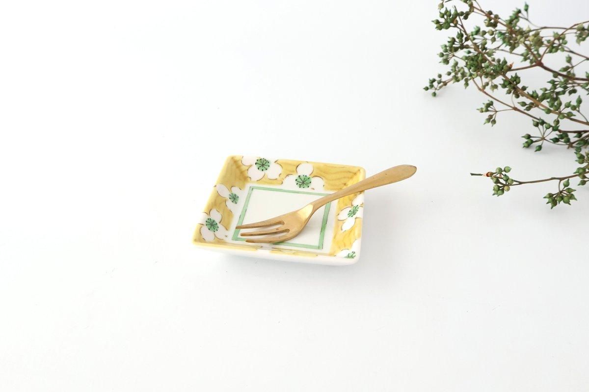 Kutani Bitoen Square Plate White Floral Pattern 9cm/3.5in | Kutani Ware