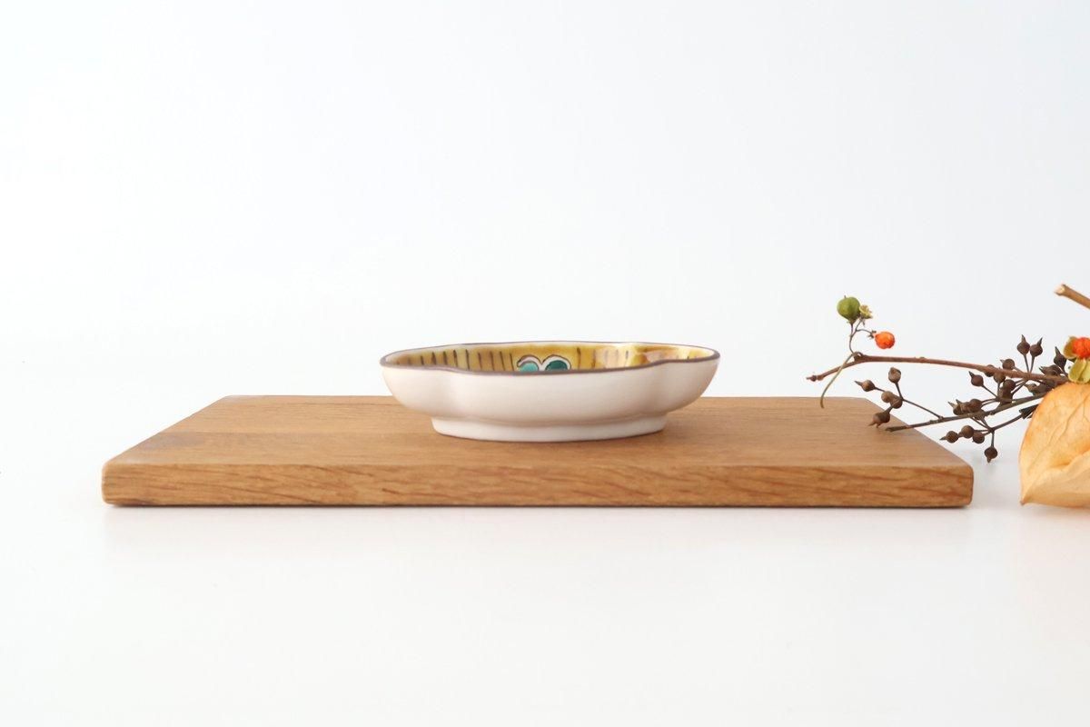 Kutani Bitoen Guard-shaped Plate Old Kutani-style Blue Plum Pattern | Kutani Ware