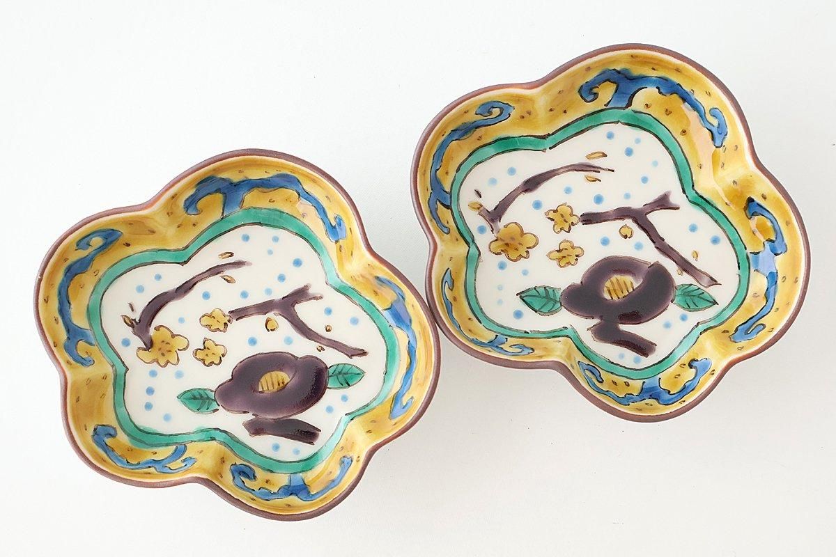 Kutani Bitoen Pine-shaped Plate Old Kutani-style Blue Camellia Pattern | Kutani Ware