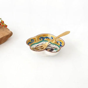 Kutani Bitoen Pine-shaped Plate Old Kutani-style Blue Camellia Pattern | Kutani Ware