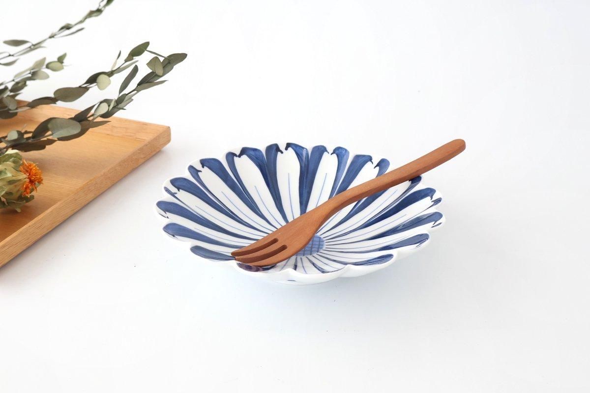 Chrysanthemum Plate Blue Medium | Hasami Ware