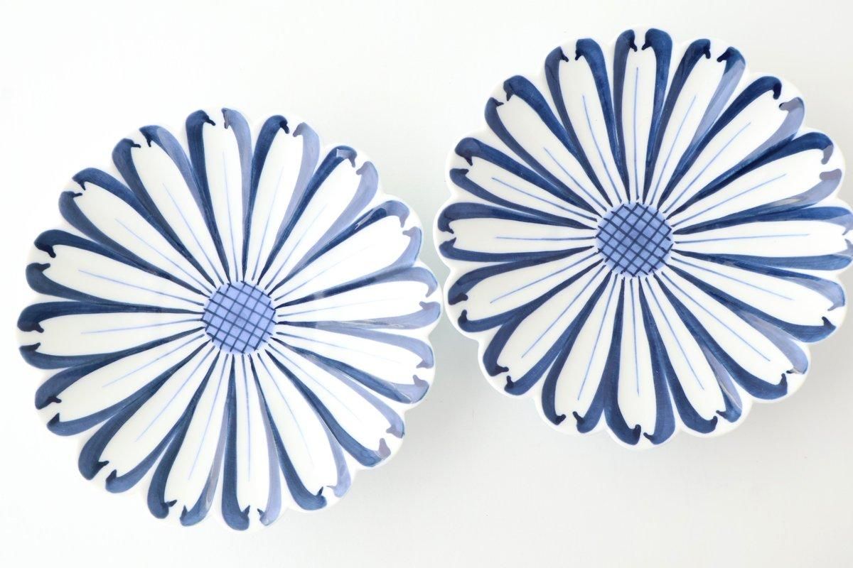 Chrysanthemum Plate Blue Small | Hasami Ware
