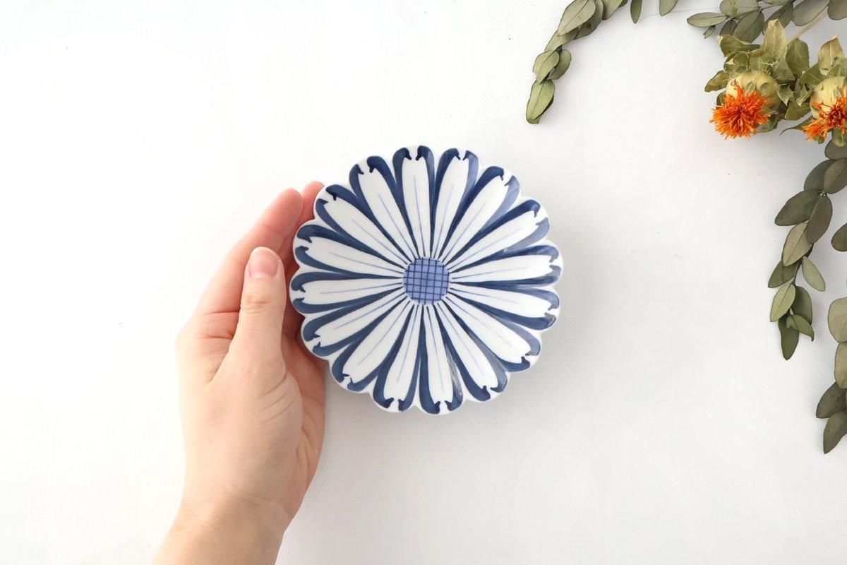 Chrysanthemum Plate Blue Small | Hasami Ware