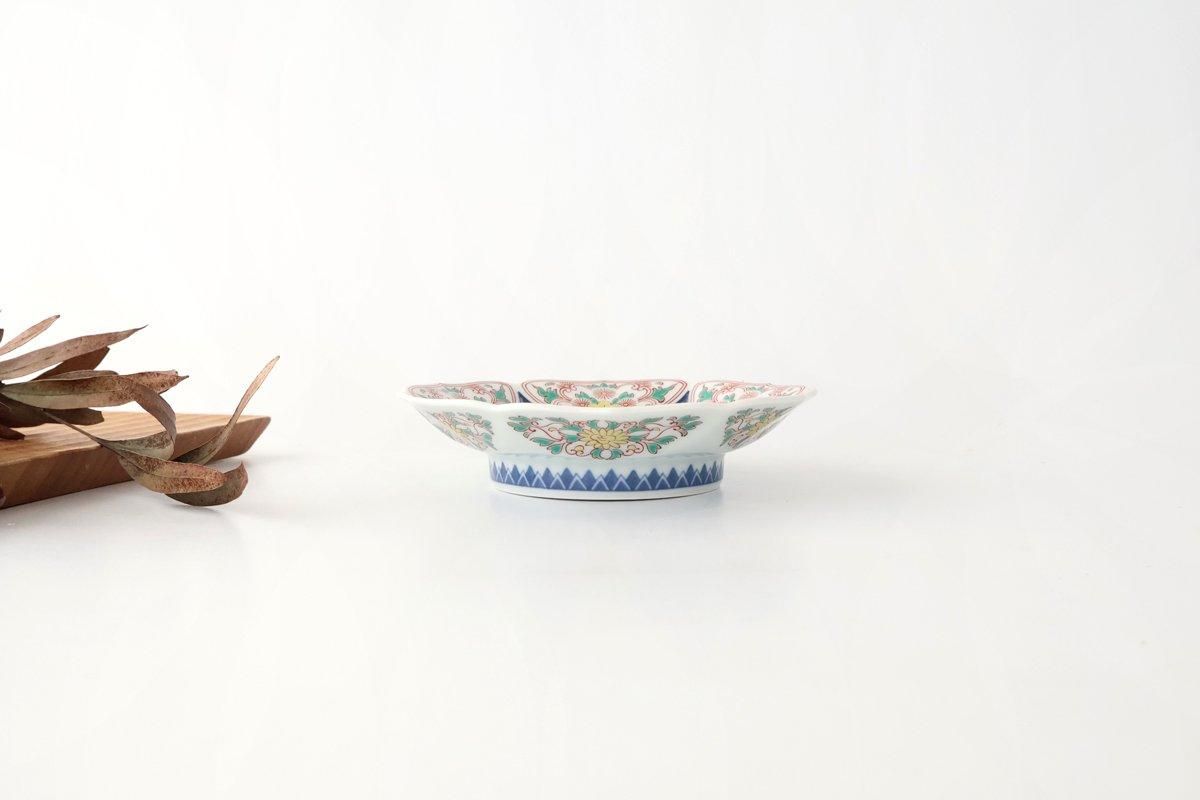 Bellflower-shaped Small Plate Hemp Leaf Pattern  | Arita Ware
