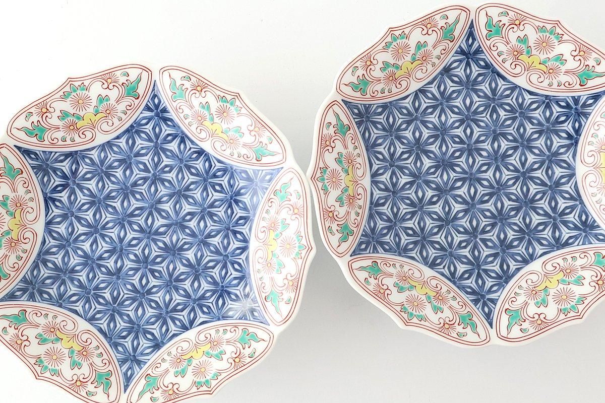 Bellflower-shaped Footed Plate Hemp Leaf Pattern  | Arita Ware