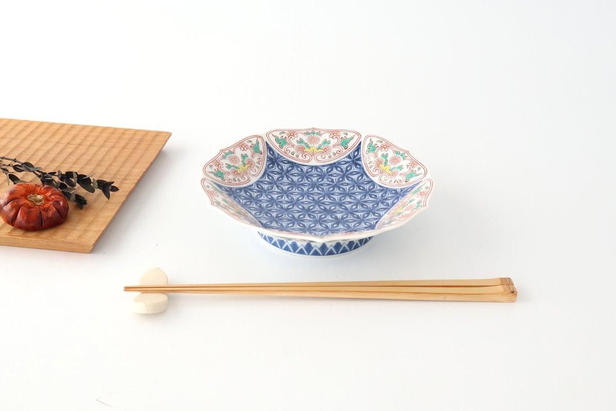 Bellflower-shaped Footed Plate Hemp Leaf Pattern  | Arita Ware