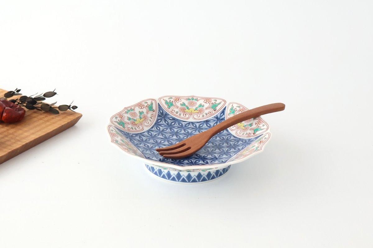 Bellflower-shaped Footed Plate Hemp Leaf Pattern  | Arita Ware