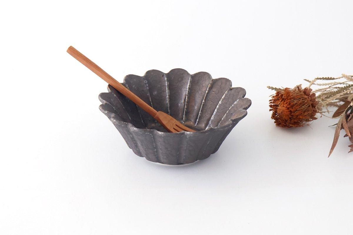 Flower-shaped Small Bowl Silver-Black | Kobachi Mino Ware