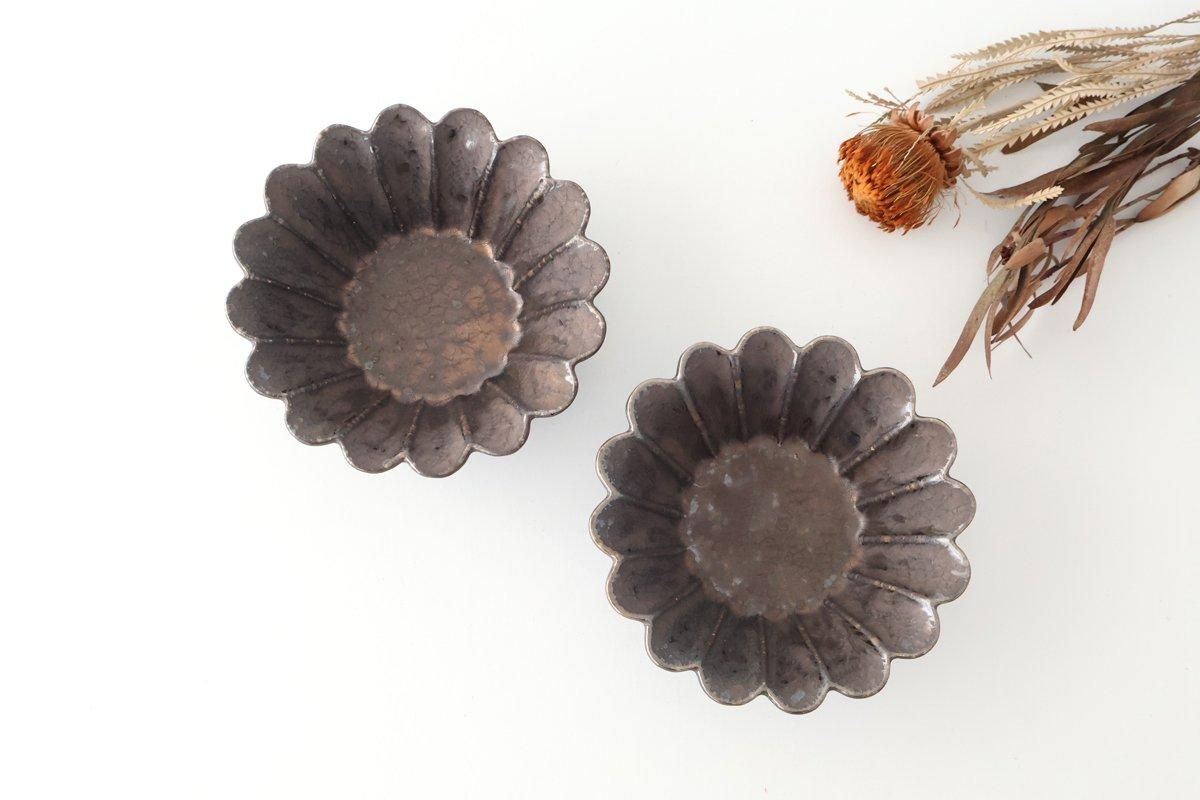 Flower-shaped Small Bowl Silver-Black | Kobachi Mino Ware