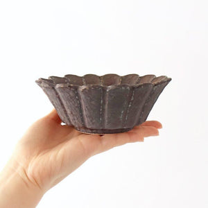 Flower-shaped Small Bowl Silver-Black | Kobachi Mino Ware