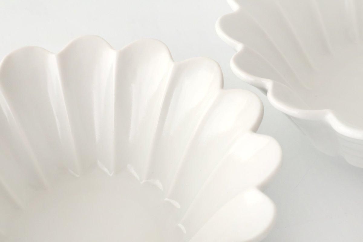 Flower-shaped Small Bowl White | Kobachi Mino Ware