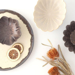 Flower-shaped Small Bowl White | Kobachi Mino Ware