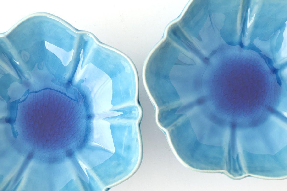 Flower-shaped Small Bowl Turquoise | Kobachi Mino Ware