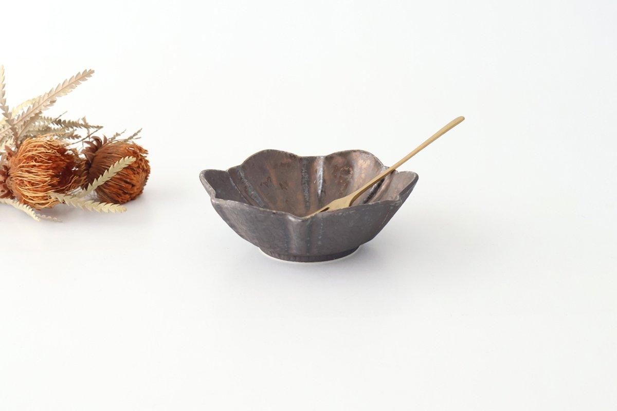 Flower-shaped Small Bowl Silver-black | Kobachi Mino Ware