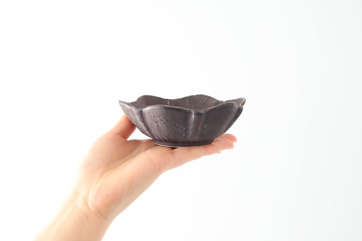 Flower-shaped Small Bowl Silver-black | Kobachi Mino Ware