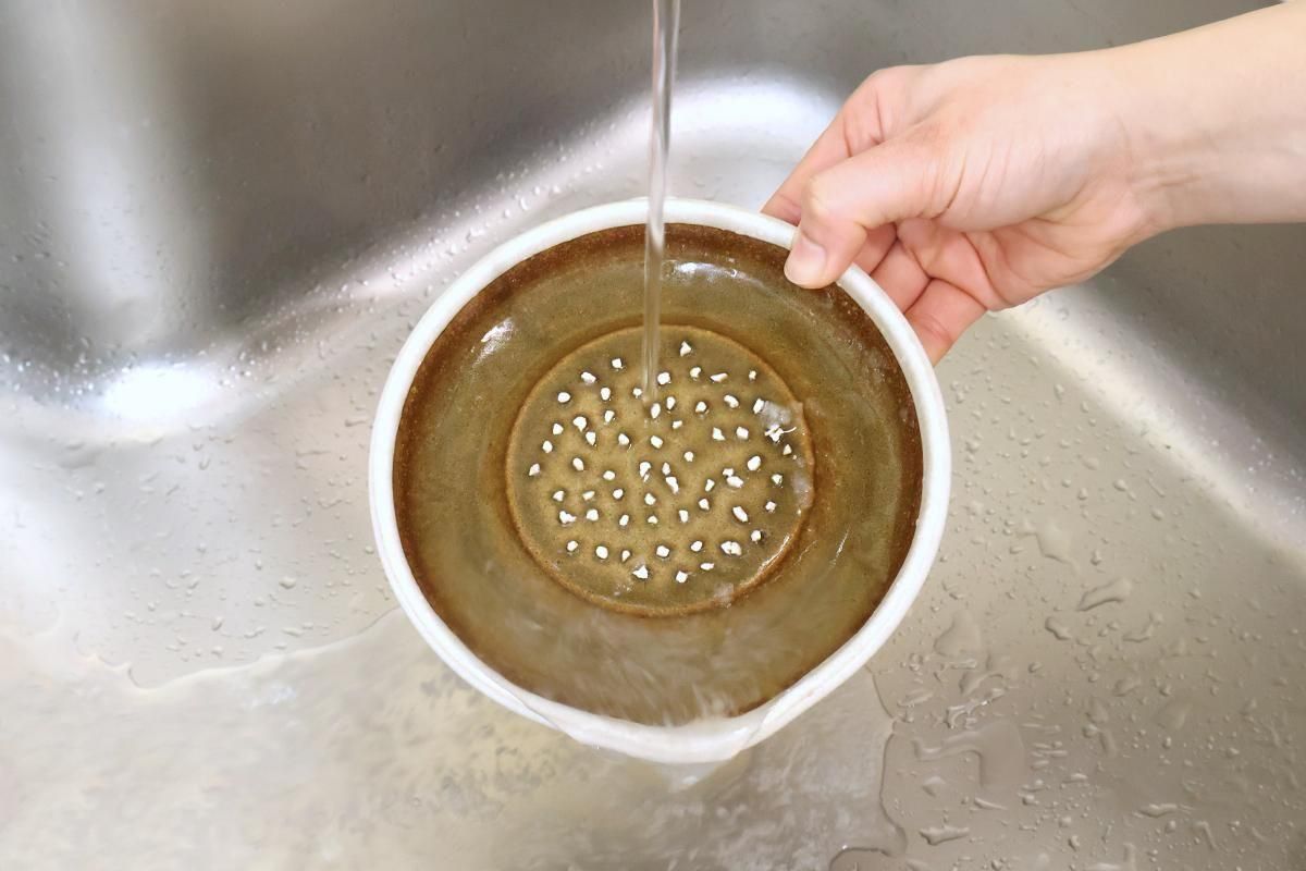 Motoshige Pottery Grater Matte White Medium | Iwami Ware