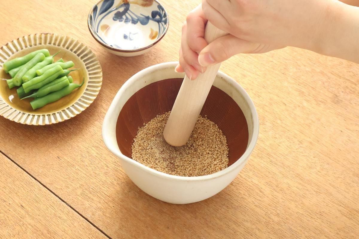 Motoshige Pottery Pestle Beechwood 24cm/9.4in