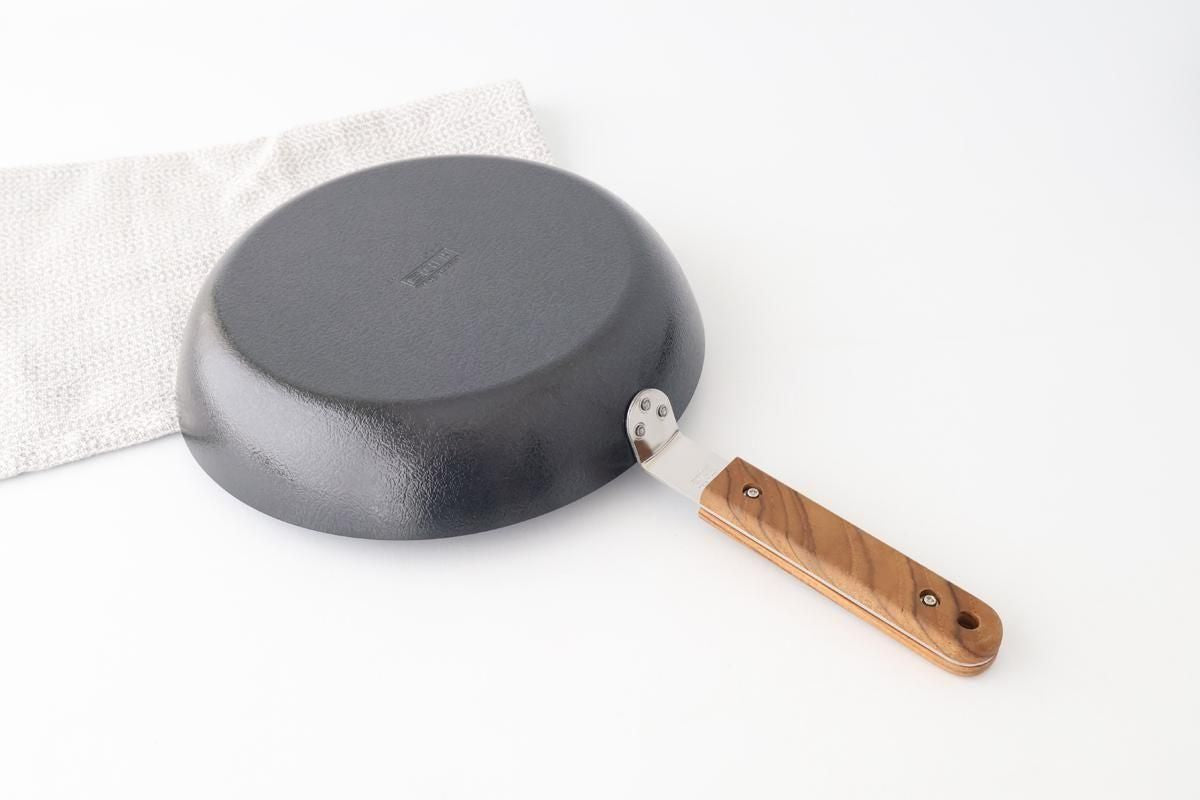 FORMLADY ambai Omelette Pan