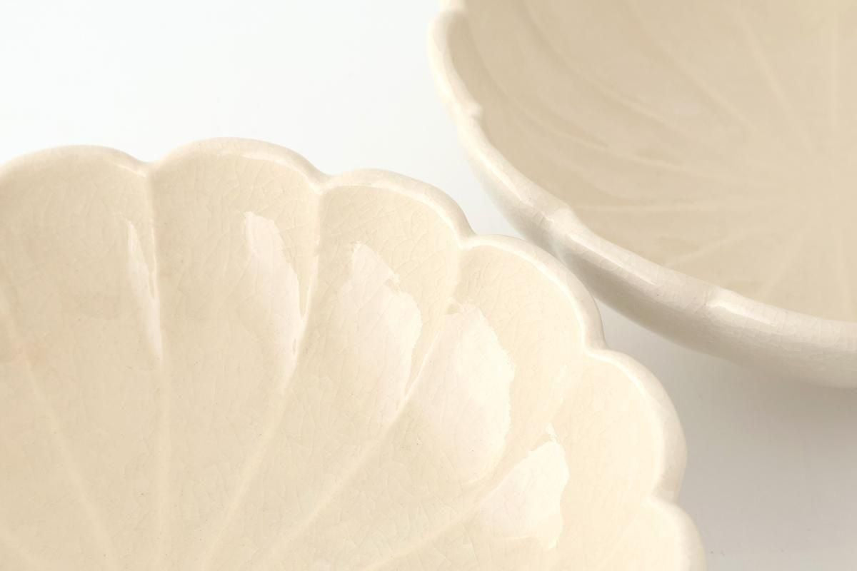 Chrysanthemum-shaped Bowl White 17㎝/6.6in | Seto Ware