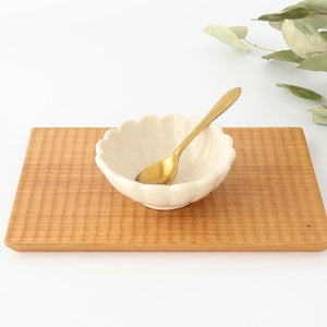 Chrysanthemum-shaped Bowl White 11㎝/4.3in | Kobachi Seto Ware