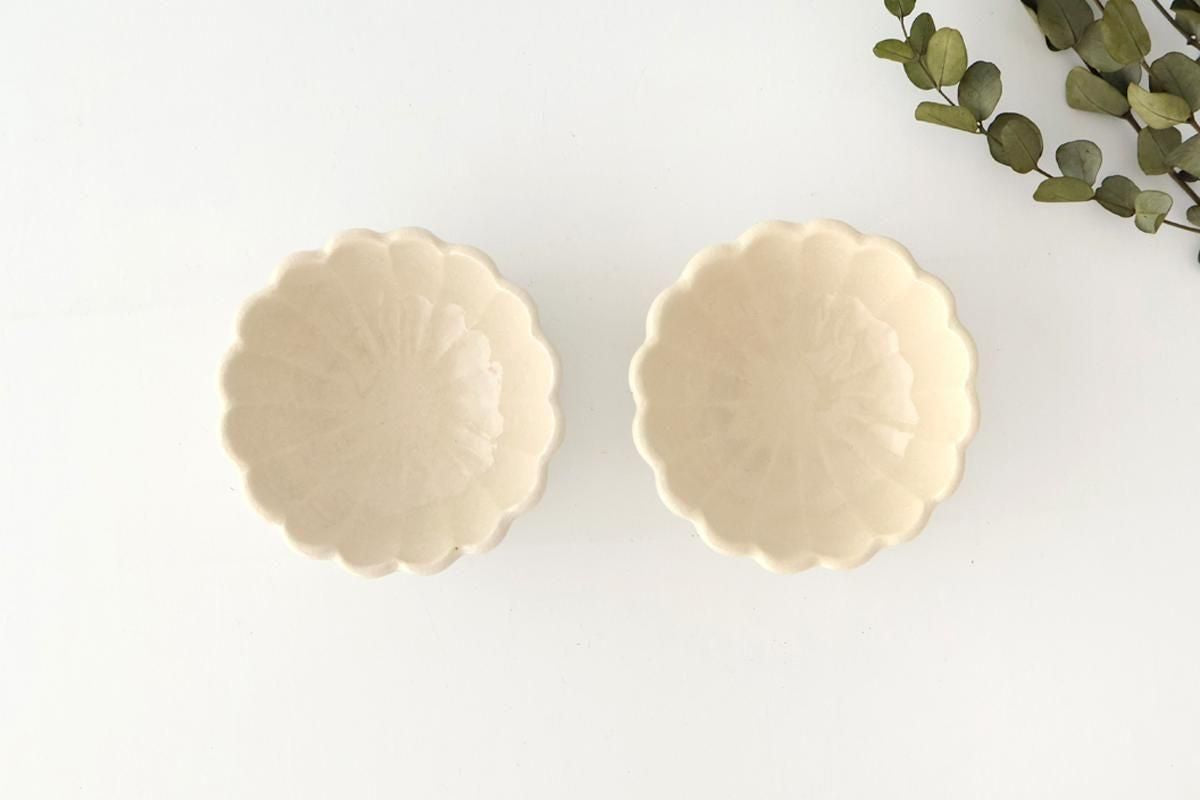 Chrysanthemum-shaped Bowl White 11㎝/4.3in | Kobachi Seto Ware