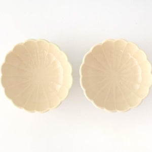 Chrysanthemum-shaped Bowl White 13㎝/5in | Kobachi Seto Ware