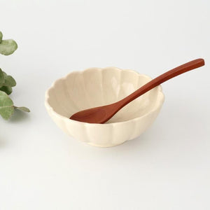 Chrysanthemum-shaped Bowl White 13㎝/5in | Kobachi Seto Ware