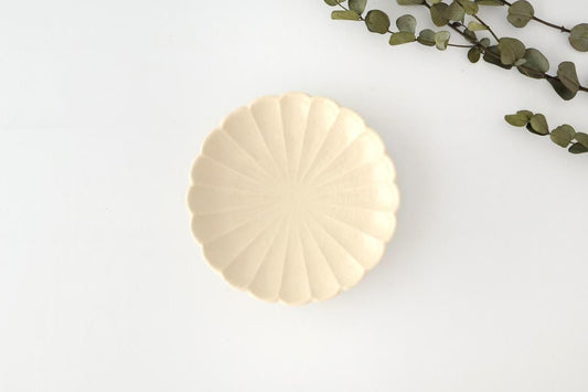 Chrysanthemum-shaped Plate White  15㎝/6in | Seto Ware