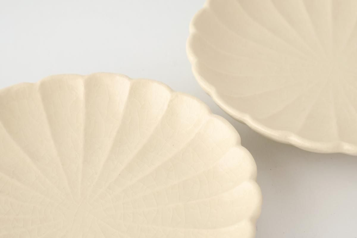 Chrysanthemum-shaped Plate White  15㎝/6in | Seto Ware