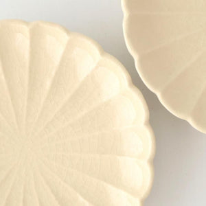 Chrysanthemum-shaped Plate White  15㎝/6in | Seto Ware