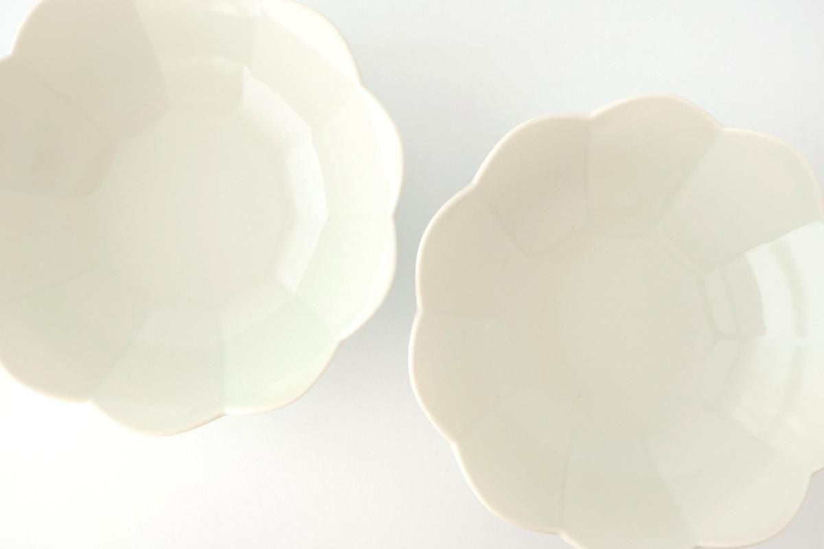 [UTSUWABI Special Order] Flower-shaped Bowl White | Serving Bowal Hasami Ware