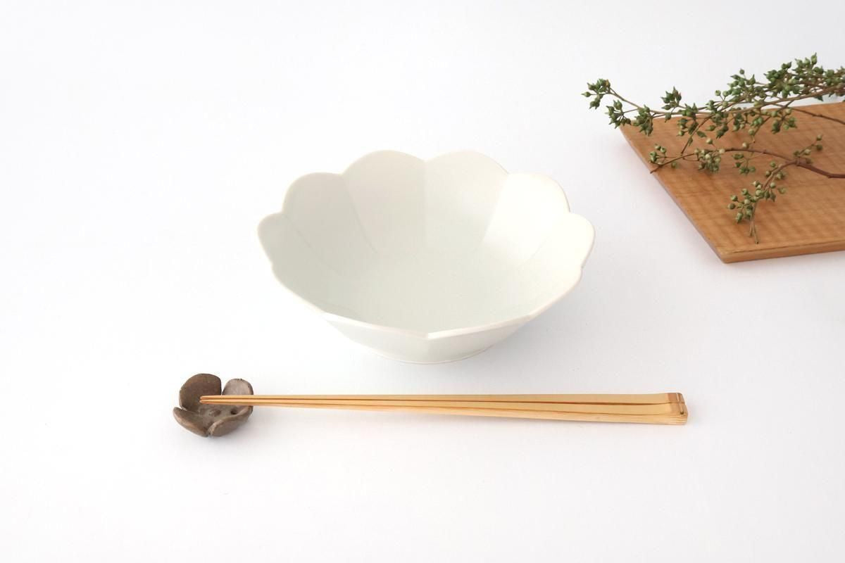 [UTSUWABI Special Order] Flower-shaped Bowl White | Serving Bowal Hasami Ware