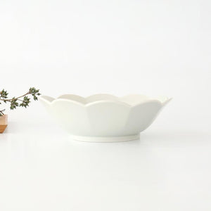 [UTSUWABI Special Order] Flower-shaped Bowl White | Serving Bowal Hasami Ware