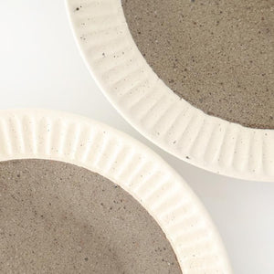 Tohzan-Gama Round Plate White and Brown | Mino Ware