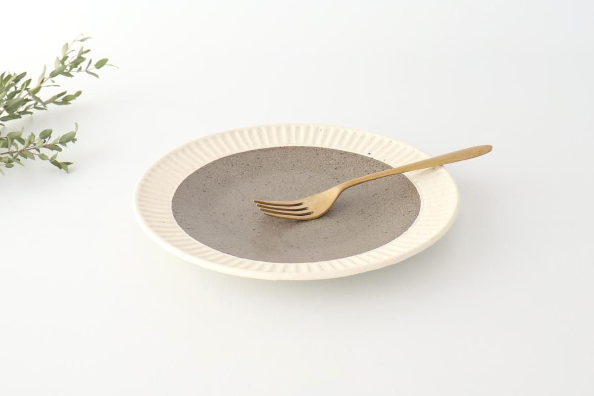 Tohzan-Gama Round Plate White and Brown | Mino Ware