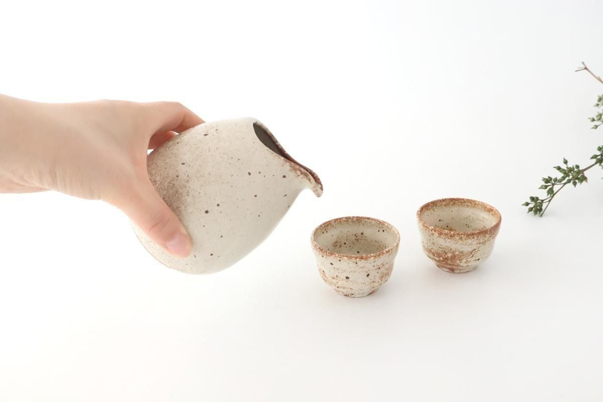 Sake Carafe Katakuchi Beige | Mino Ware