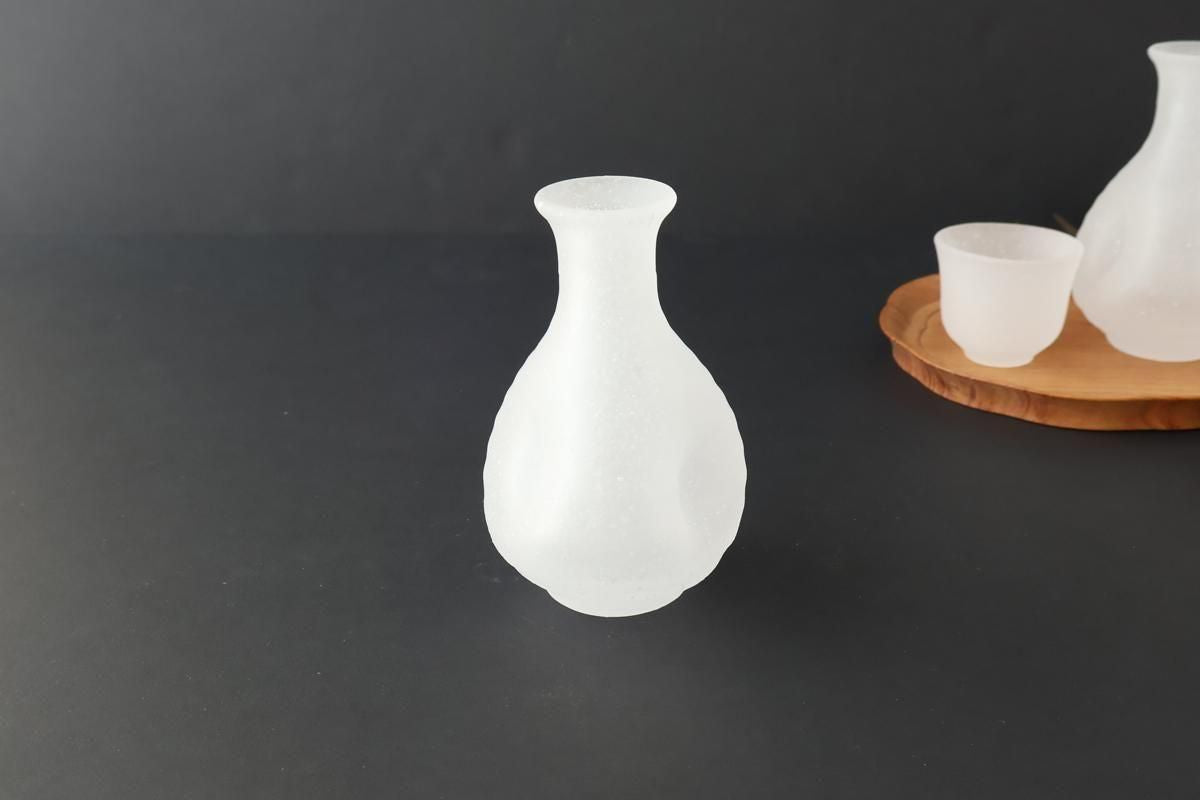 Hirota Glass Sake Bottle Tokkuri White