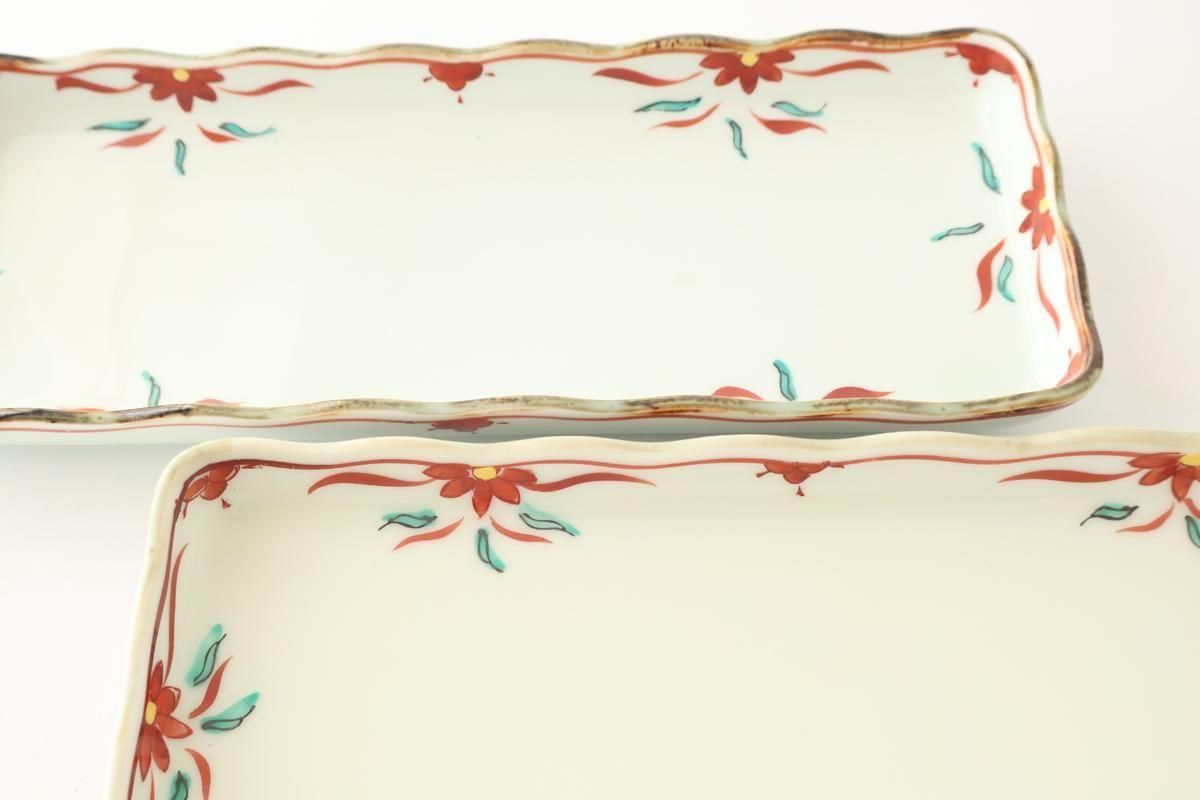 Wave-rimmed Rectangular Plate Red and Green | Sushi Plate Arita Ware